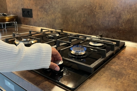 10 mẹo nấu ăn tiết kiệm gas đơn giản, hiệu quả cho gia đình