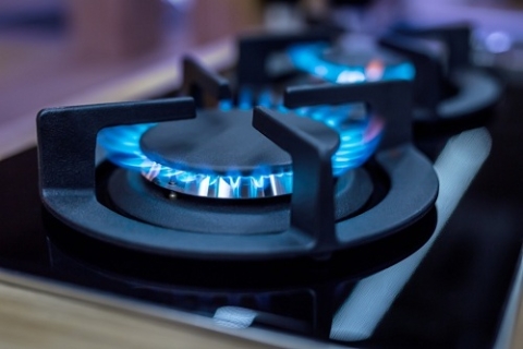 Bếp gas có mùi gas khi bật có phải bị rò gas không?