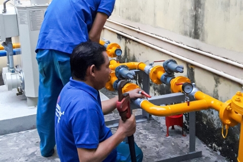 Thợ lắp gas chuyên nghiệp và những lưu ý quan trọng để đảm bảo an toàn cháy nổ