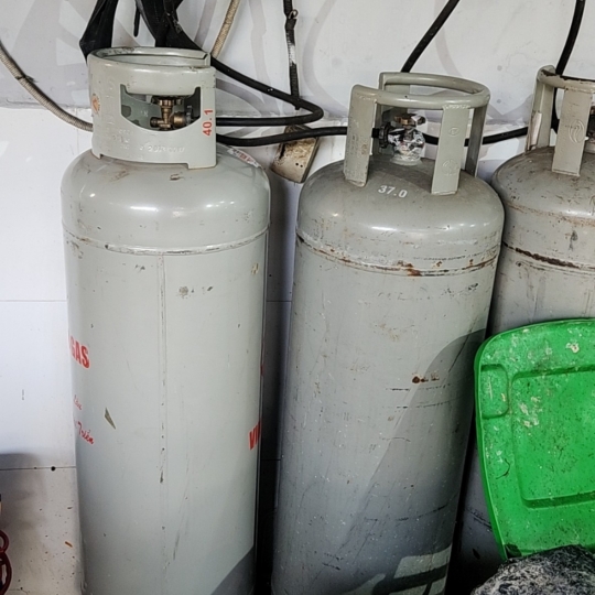 Lắp Đặt Gas Công Nghiệp Cho Quán Ăn Chuyên Nghiệp: An Toàn, Tiết Kiệm và Hiệu Quả
