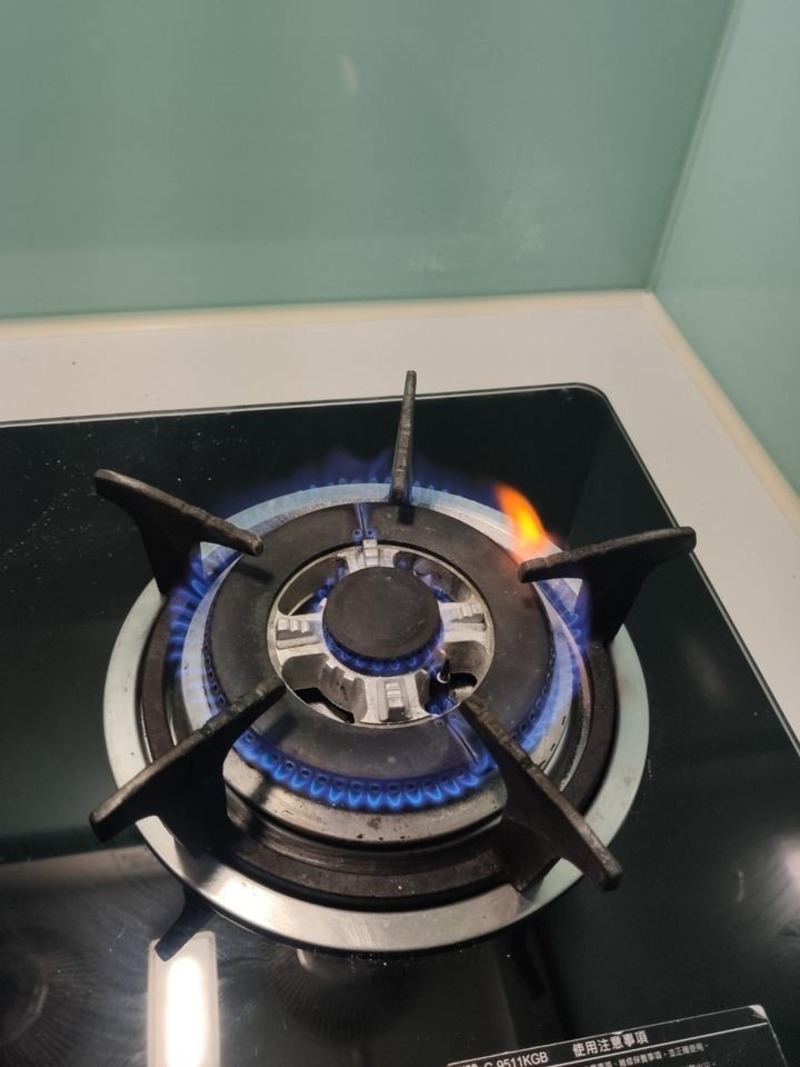 bếp gas cháy không đều nguyên nhân